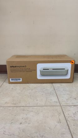CRICUT EXPLORE 5 12” CUTTING MACHINE