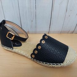 Ladies Fashion Espadrilles!!! NEW Size 9