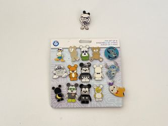 21-Pin Disney Vinylmation & Star Wars Collector Lot