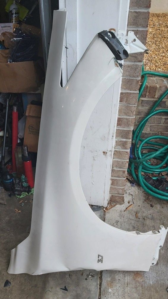 14-19 INFINITI Q50 RIGHT PASSENGER FENDER