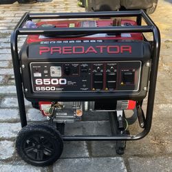 LIKE NEW!! Predator 6500 W generator