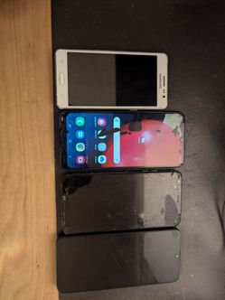 4 phone parts lot