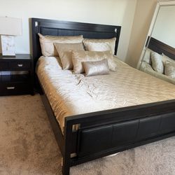 King/Cal King Bedroom Set 