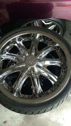 Fit most 4 lug vehicle's