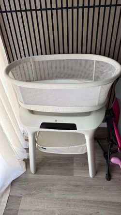 U Mom Bassinet