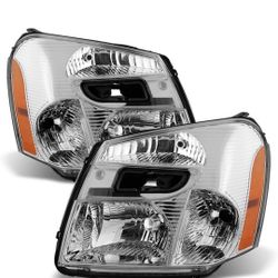 2005 Chevy Equinox Headlights Assembly 