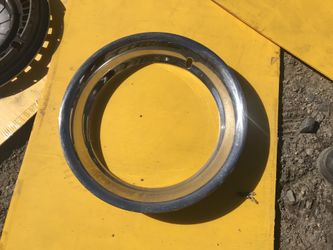 4 trim rings 16” fit ford E250-350 trim ring only