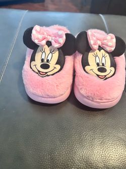 Girl mini mouse slippers size 13