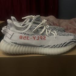 Yeezy Boost 350 V2 Zebra 