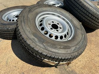 OEM 2023 Mercedes Sprinter Van Wheels Tires Michelin LT245/75R16 100% tread