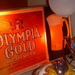 Olympia Gold Light Up & Mug Bubbles Sign