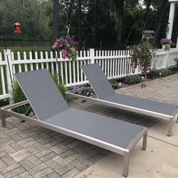 2 outdoor patio chaise lounge chairs, pool furniture loungers adjustable