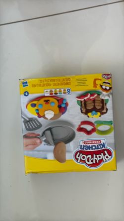 Play Doh kitchen set