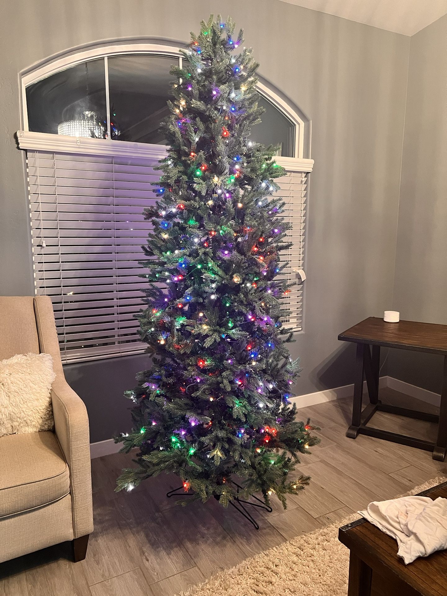 7’ Ft. Christmas Tree