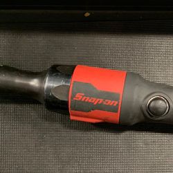 Snap on 3/8 Air Ratchet 