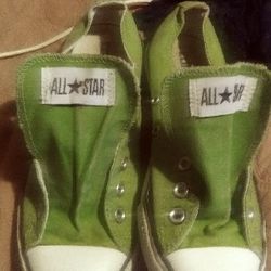 Green All Stars Converse Size 8