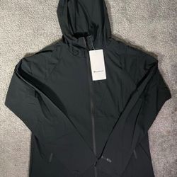 Lululemon Pace breaker Men’s medium 