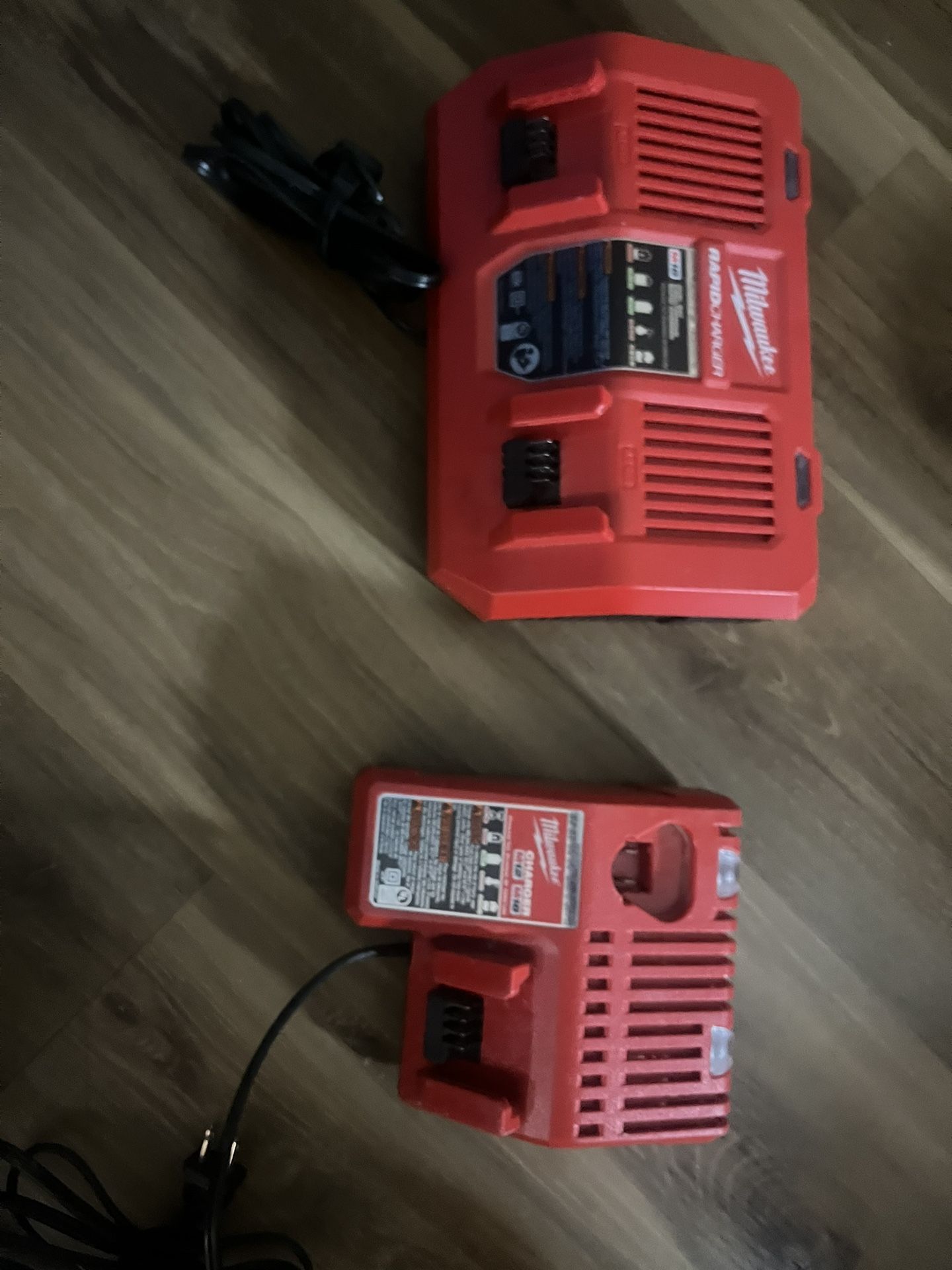 Milwaukee battery charger