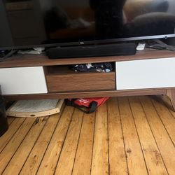 Envision TV stand