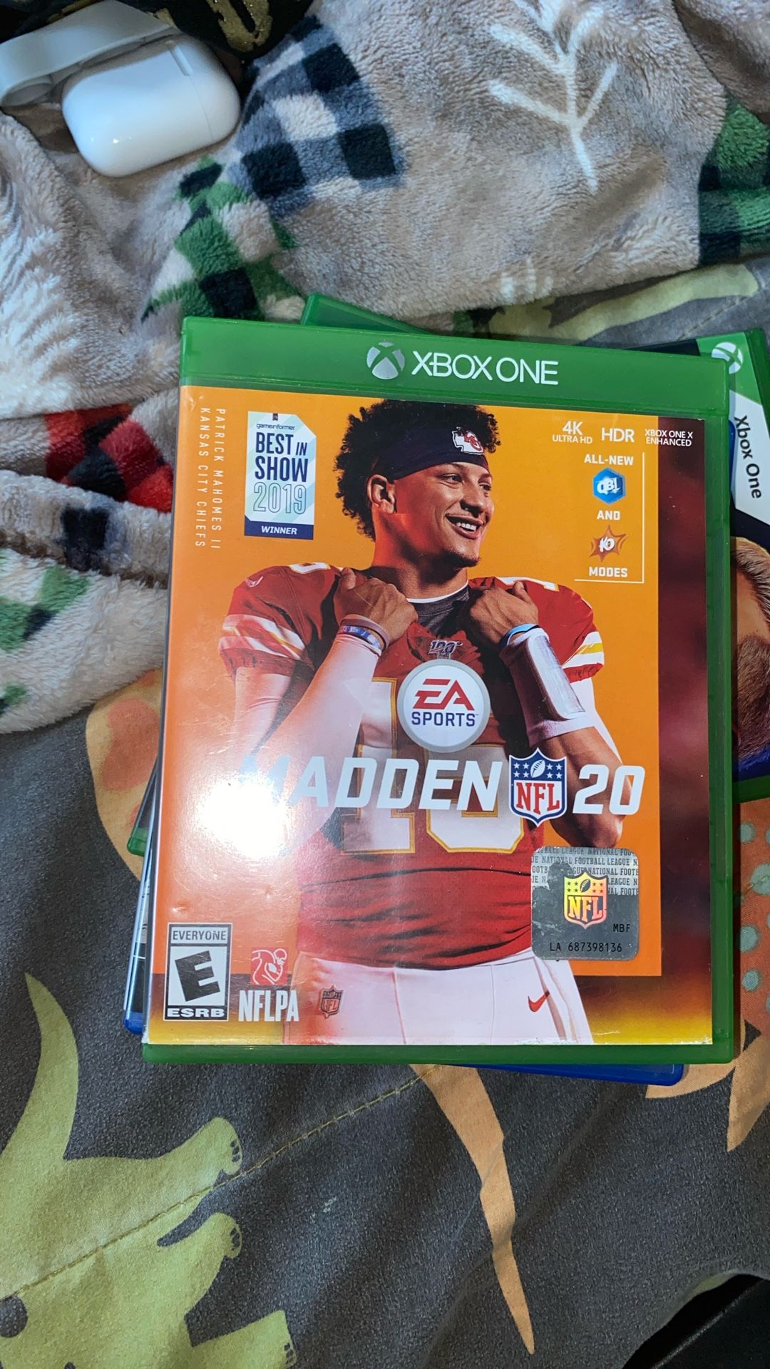 Xbox GameS and PS4