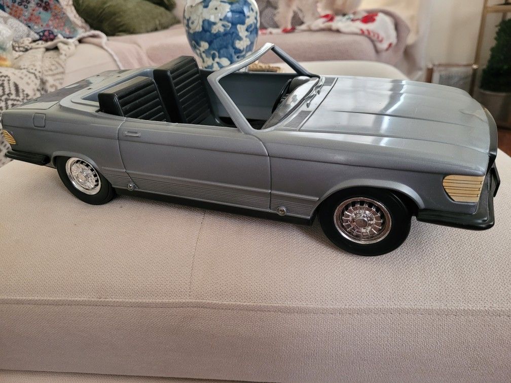 Vintage 1983 Rare Barbie Car