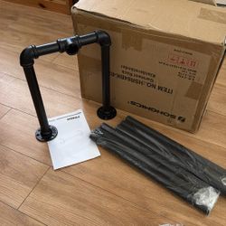 Wall Garment Racks (Black) (2)