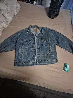 Used Levi's Medium
