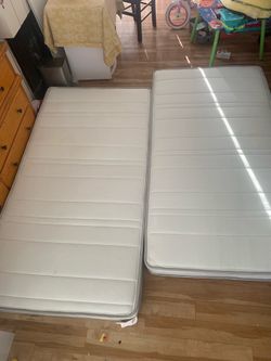2 Clean Two Twin xl/Single Mattresses – Good Condition