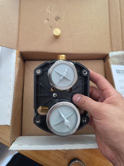 2 Delta shower valve R22000 available brand new