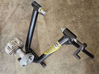 CycleOps Fluid Bicycle Trainer