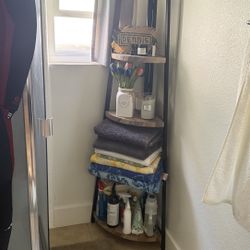 Corner Shelf 