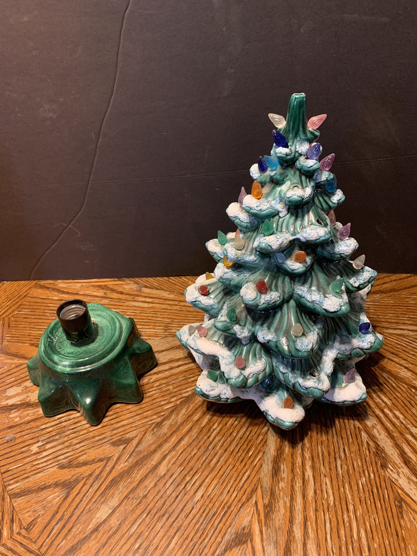 Art Glass Dishes Paperweights Christmas Tree Ceramic Lamp