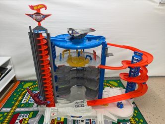 Hot Wheels Super Ultimate Garage Play Set