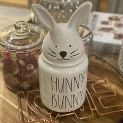 Rea Dunn Hunny Bunny White Canister