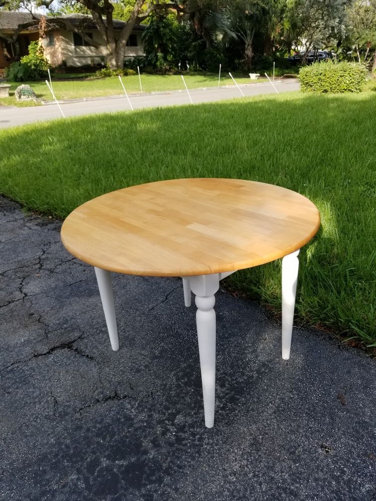 Hard wood foldable kitchen table