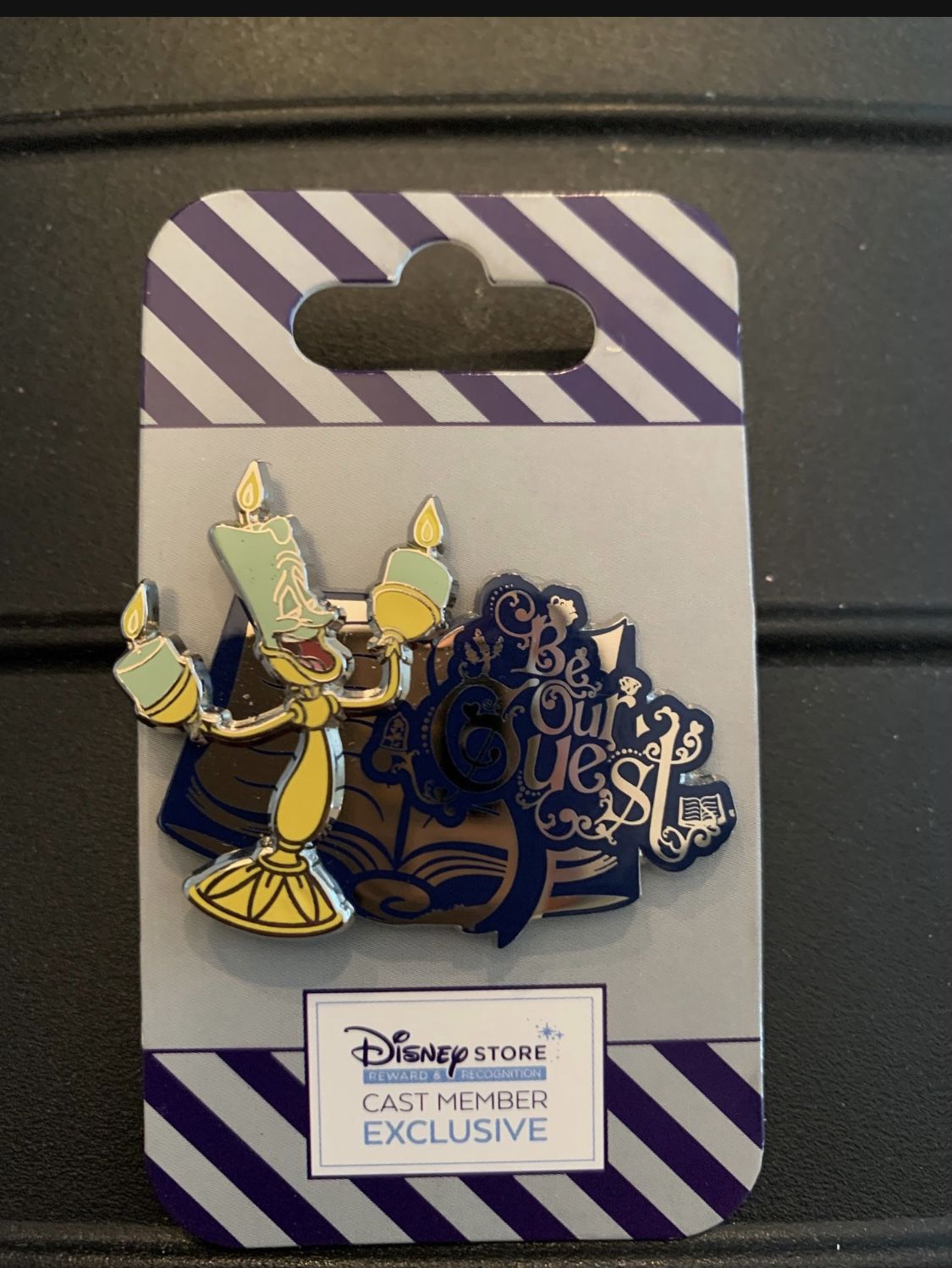 Disney Store USA 2016 Cast Exclusive Pin