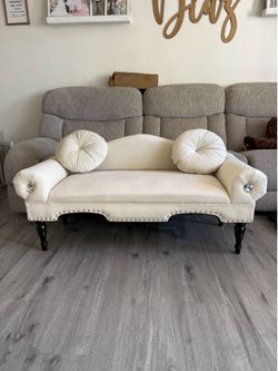 Love seat