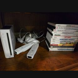 Nintendo Wii Bundle W/ 10 Classic Games