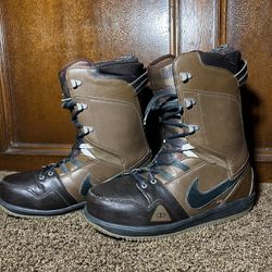 Nike POLER Vapen Snowboard Boots Size 13