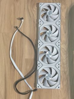 4 Lian li uni fans sl v2