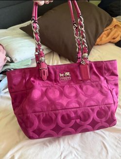 COACH.NOT FREE/MESSAGE FOR $$$
