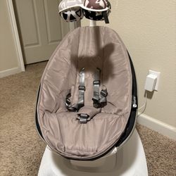 mamaRoo swing 4moms