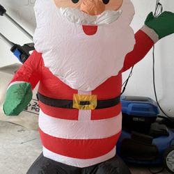 🎅 5-ft Inflatable Santa – Works Great