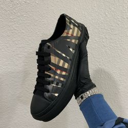 Burberry Black Stripe 