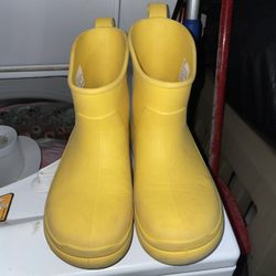 Kids Rain Booties Size 12