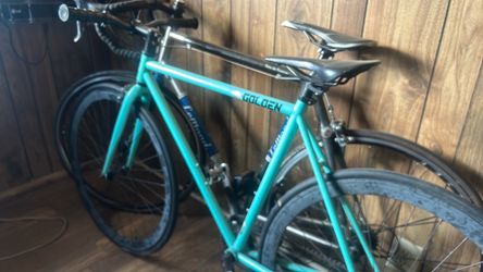Tete de lemond and  a fixies