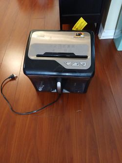 Paper shredder