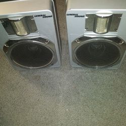 Set Of General Sound Stereo Speakers