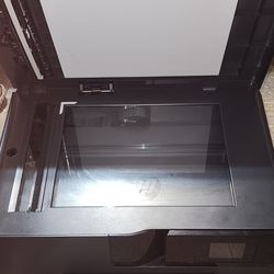 HP OfficeJet Pro 8610 Printer / Printadora