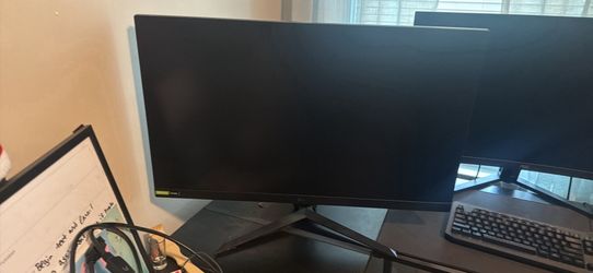 32 Inch UltraGear QHD 1440P Nano IPS 1ms 165Hz HDR Monitor with G-SYNC Compatibility